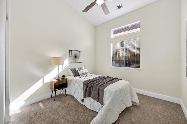 225 Rochelle Ct, Roseville, CA 95661