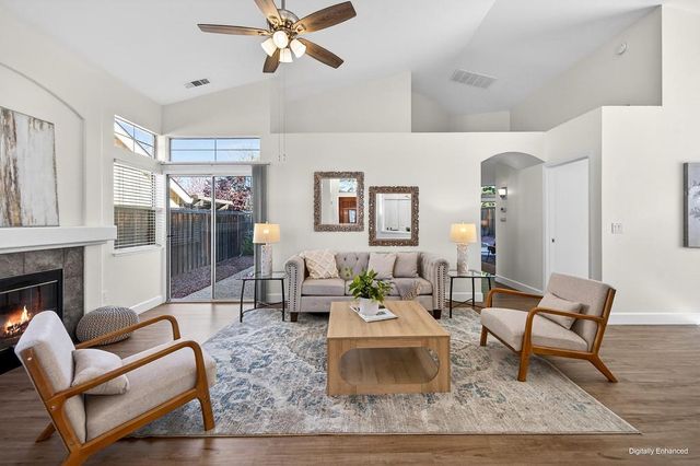 225 Rochelle Ct, Roseville, CA 95661