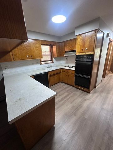 6045 S Keating Avenue 1, Chicago, IL 60629