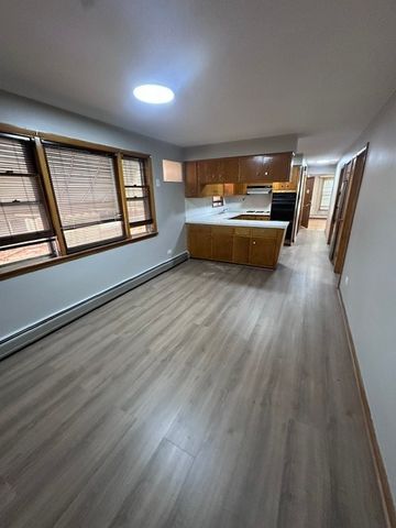 6045 S Keating Avenue 1, Chicago, IL 60629