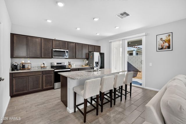 2622 E MONUMENT CANYON Avenue, Apache Junction, AZ 85119