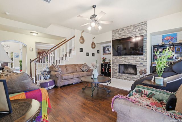 495 Holliwell Bridge, Schertz, TX 78154