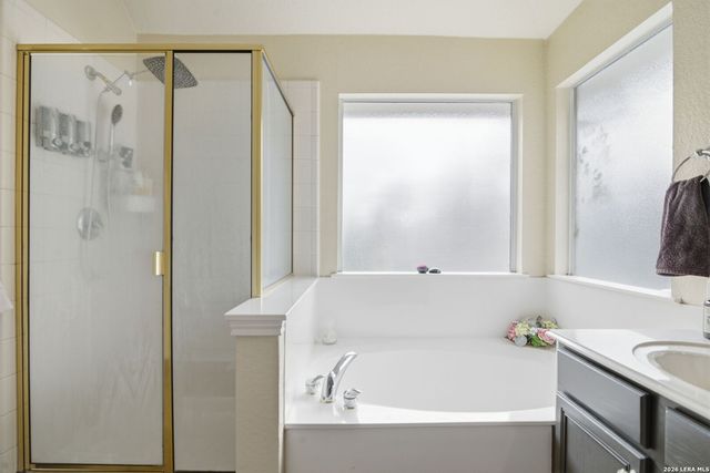 495 Holliwell Bridge, Schertz, TX 78154