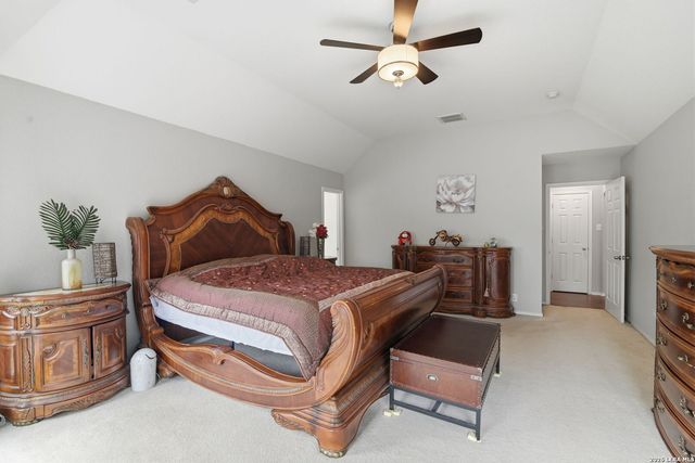 495 Holliwell Bridge, Schertz, TX 78154