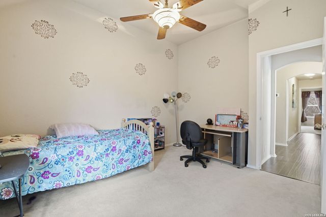 495 Holliwell Bridge, Schertz, TX 78154