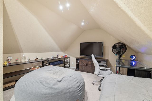 495 Holliwell Bridge, Schertz, TX 78154