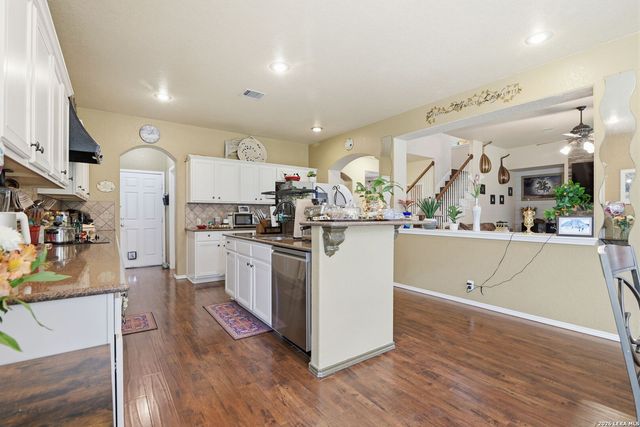 495 Holliwell Bridge, Schertz, TX 78154