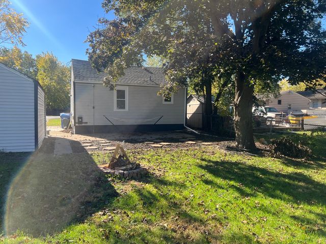 512 Montgomery Road, Montgomery, IL 60538