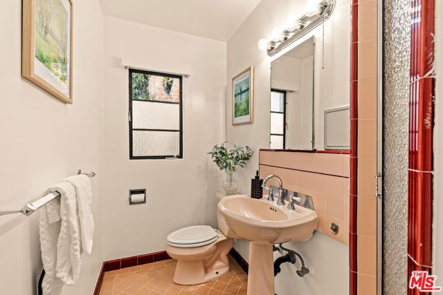 1100 Victoria Avenue, Venice (los Angeles), CA 90291