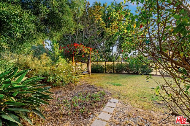 1100 Victoria Avenue, Venice (los Angeles), CA 90291
