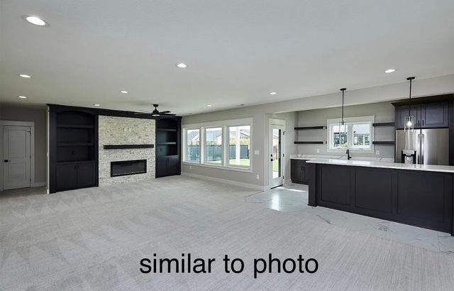 8337 Edgewood Court, West Des Moines, IA 50266