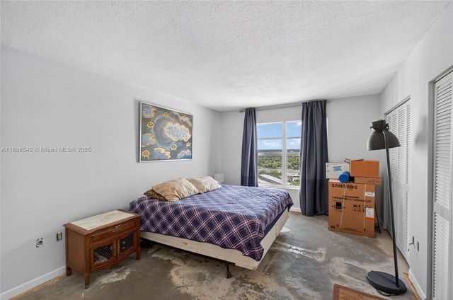 11111 Biscayne Blvd 2100, Miami, FL 33181