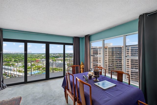 11111 Biscayne Blvd 2100, Miami, FL 33181
