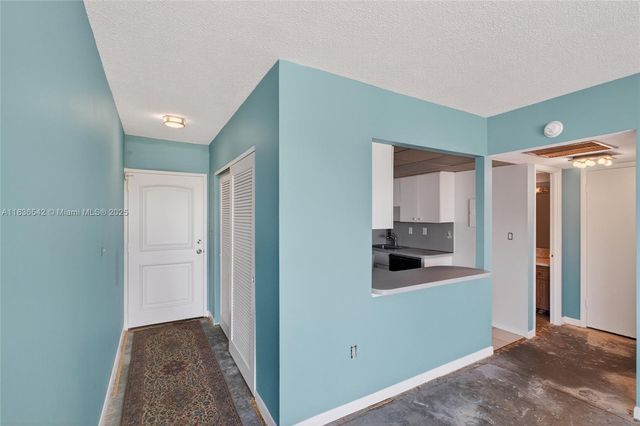 11111 Biscayne Blvd 2100, Miami, FL 33181