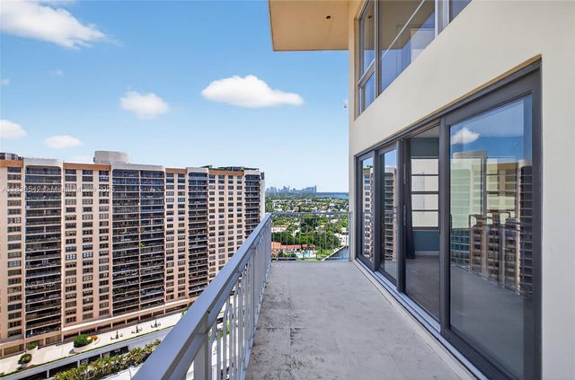 11111 Biscayne Blvd 2100, Miami, FL 33181