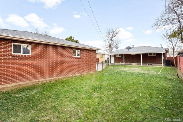 4831 E Asbury Avenue, Denver, CO 80222