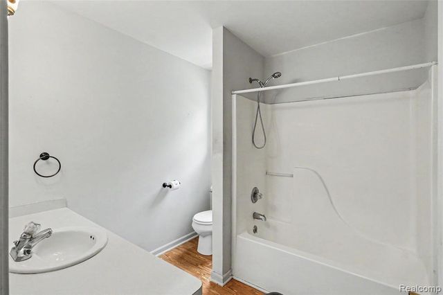 149 Laura Lane, Linden, MI 48451