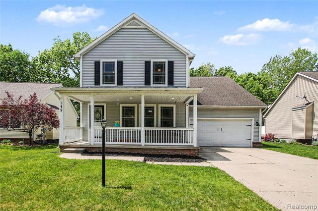 149 Laura Lane, Linden, MI 48451