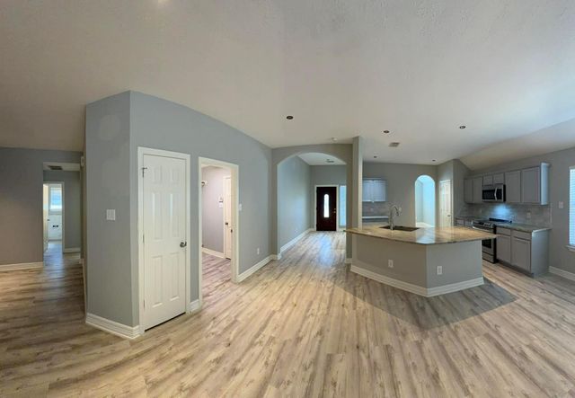 19438 Nasworthy Drive, Tomball, TX 77375