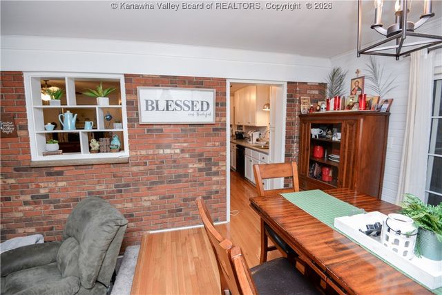 10 Lakeview Court, St Albans, WV 25177