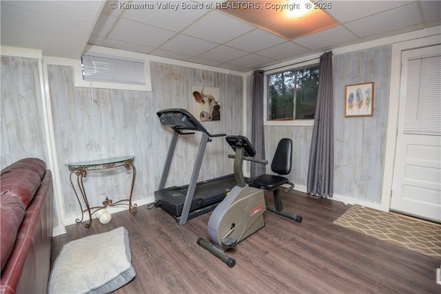 10 Lakeview Court, St Albans, WV 25177