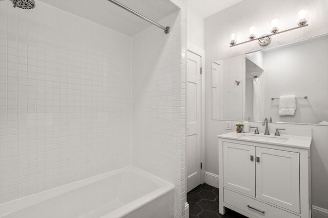 71 Perkins St 3, Boston, MA 02130