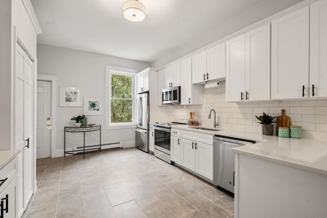 71 Perkins St 3, Boston, MA 02130