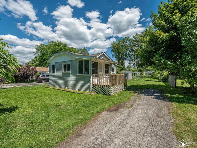 13054 Race Street, South Rockwood, MI 48179