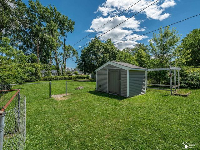 13054 Race Street, South Rockwood, MI 48179