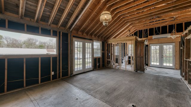7350 Briar Road, Azle, TX 76020
