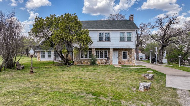 7350 Briar Road, Azle, TX 76020