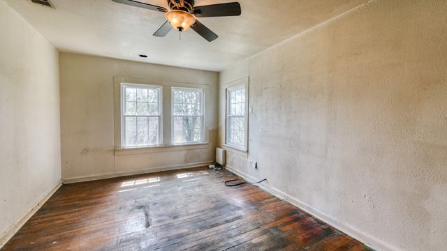 7350 Briar Road, Azle, TX 76020