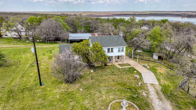 7350 Briar Road, Azle, TX 76020