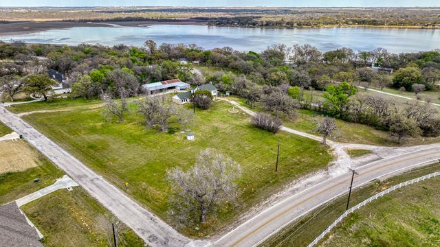 7350 Briar Road, Azle, TX 76020