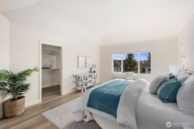 2045 32nd Avenue NE, Issaquah, WA 98029