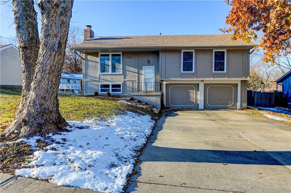 74 Beauregarde Circle, Liberty, MO 64068