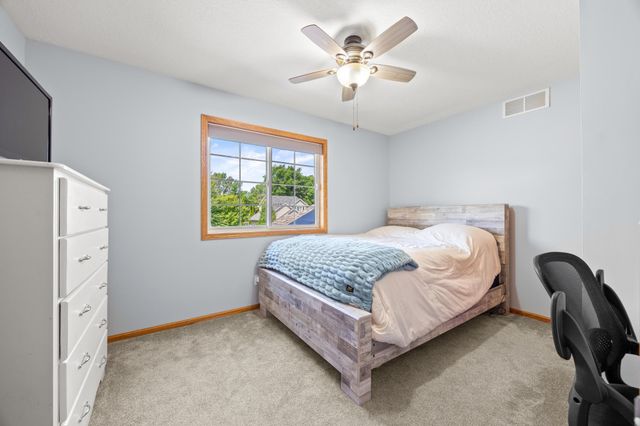 204 Heartland Road, Buffalo, MN 55313