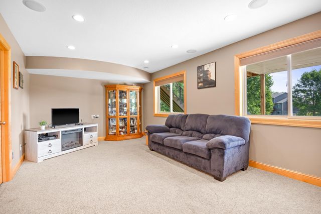 204 Heartland Road, Buffalo, MN 55313