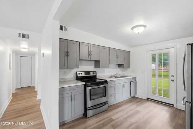 2208 14TH Street, Jacksonville, FL 32209