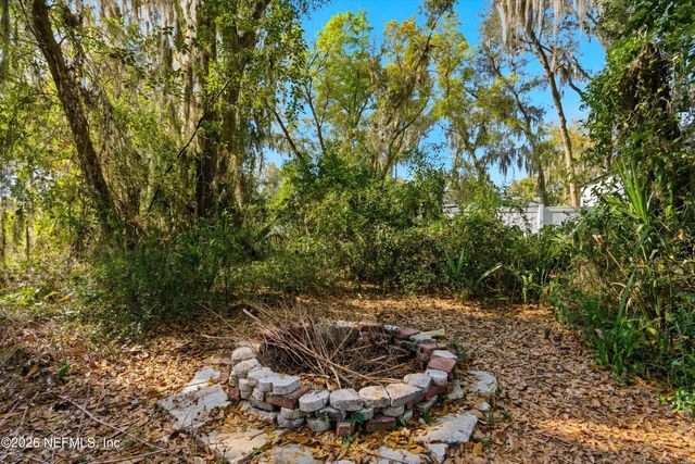 203 WALBURG Street, Green Cove Springs, FL 32043