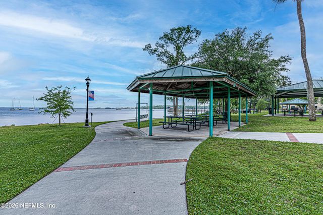 203 WALBURG Street, Green Cove Springs, FL 32043