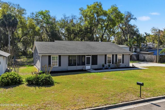 203 WALBURG Street, Green Cove Springs, FL 32043