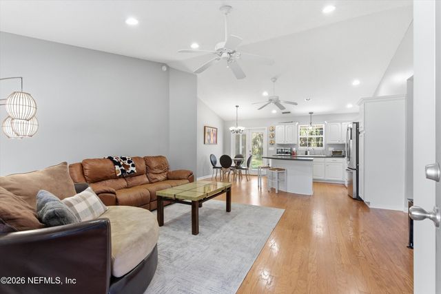 203 WALBURG Street, Green Cove Springs, FL 32043