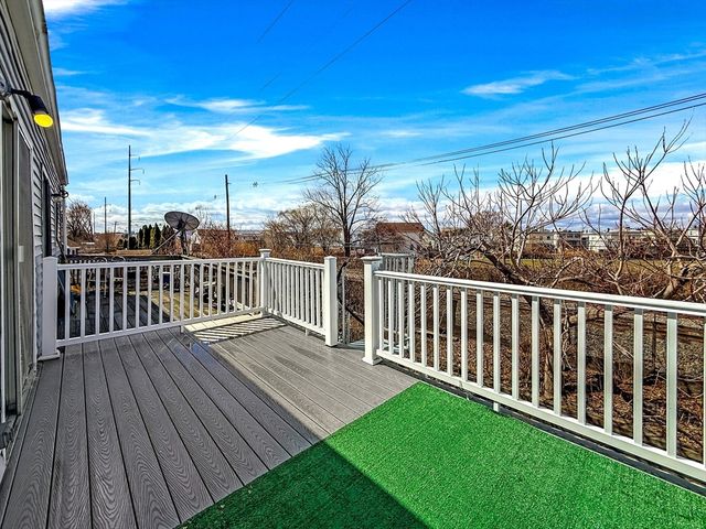 31 Dunn Rd 31, Revere, MA 02151