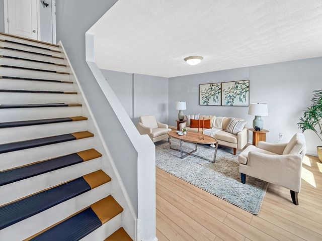 31 Dunn Rd 31, Revere, MA 02151