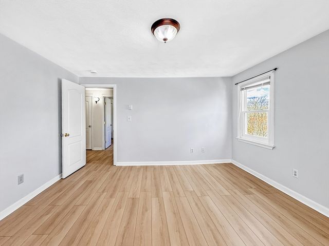 31 Dunn Rd 31, Revere, MA 02151