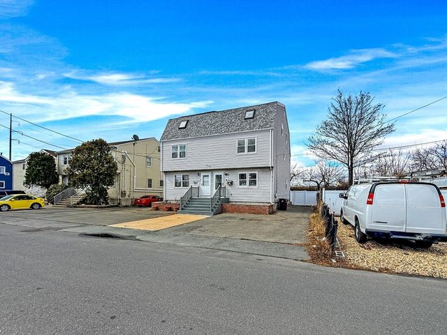 31 Dunn Rd 31, Revere, MA 02151