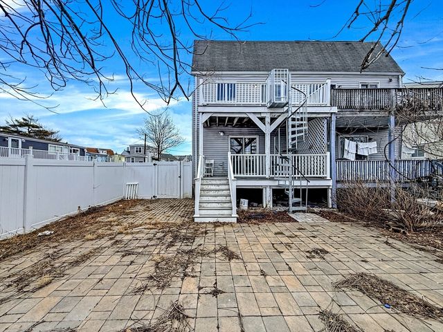 31 Dunn Rd 31, Revere, MA 02151