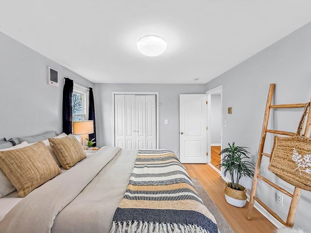 31 Dunn Rd 31, Revere, MA 02151