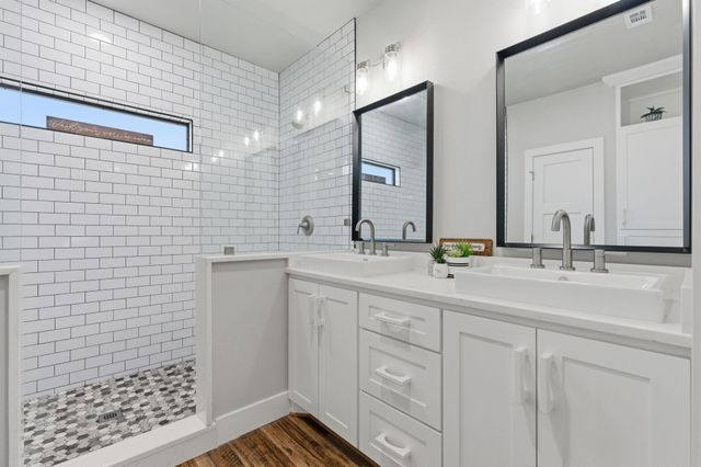 75 County Road 3669 N, Splendora, TX 77372